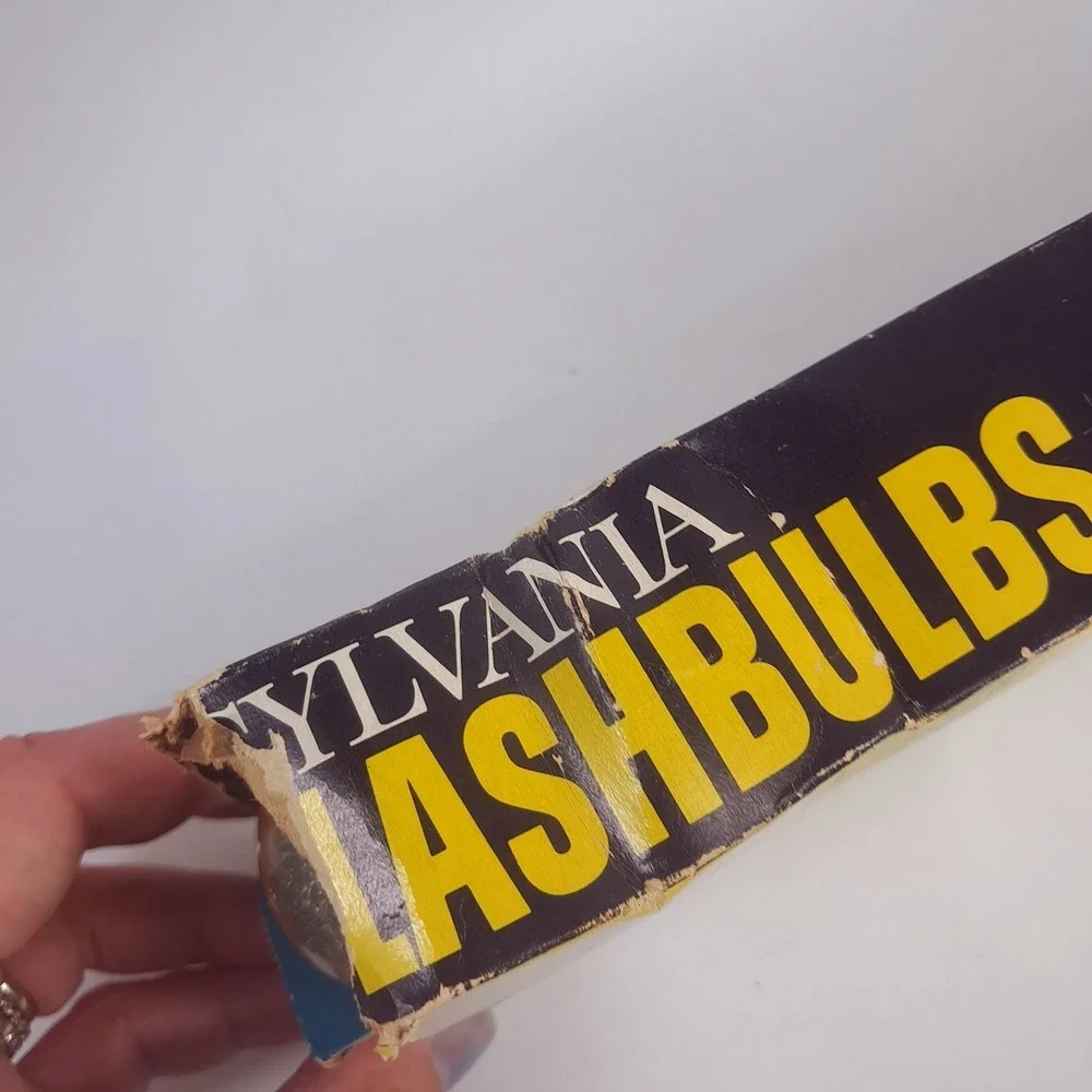 Vintage Sylvania Flashbulbs Blue Dot Press 25 P25 clear camera box set 12